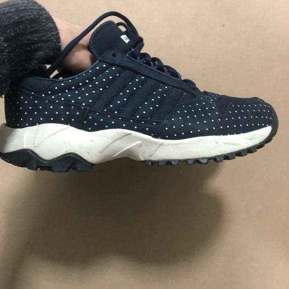 Men’s Adidas Shoes - Picture 3 of 6